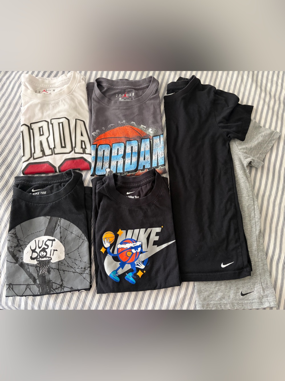Nike Jordan Boys Graphic T-Shirt & Shorts Bundle Lot – 6 Pieces